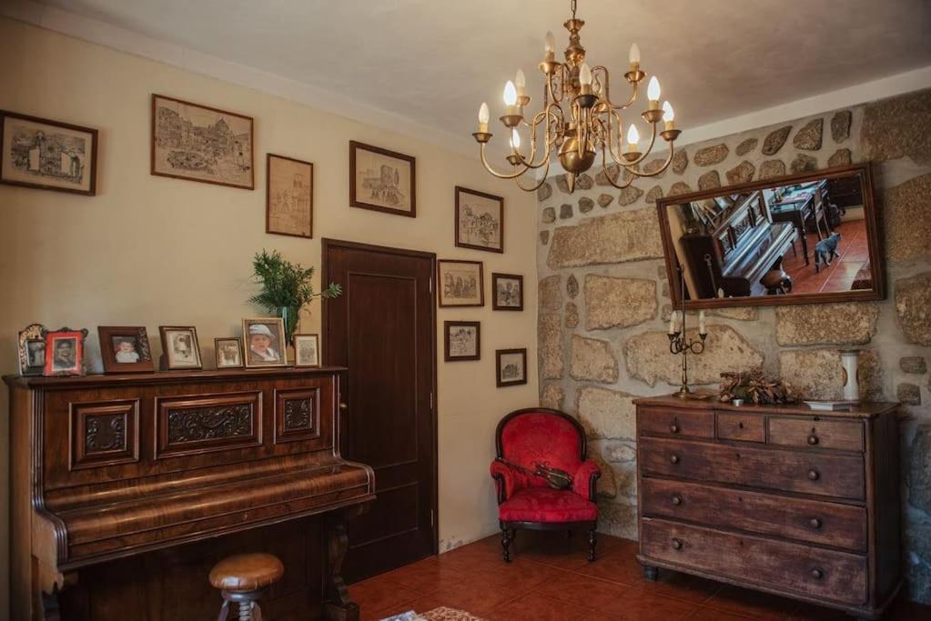 Casa De Marlaes Villa Lousada Bagian luar foto
