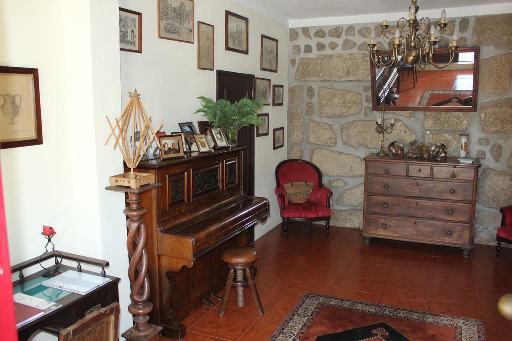 Casa De Marlaes Villa Lousada Bagian luar foto